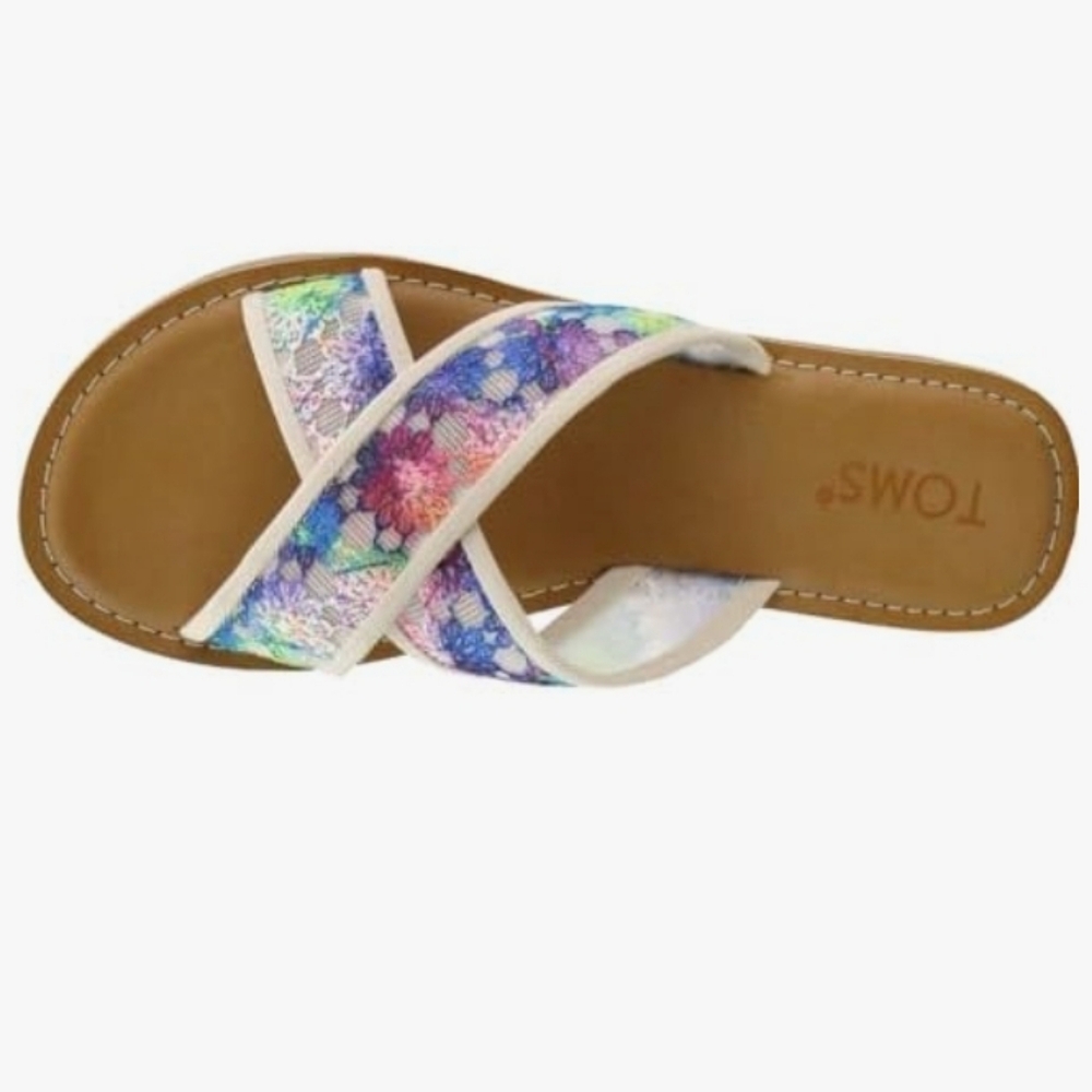 BRAND NEW TOMS SAVANA WOMEN' S CRISS-CROSS SLIDE SANDALS
